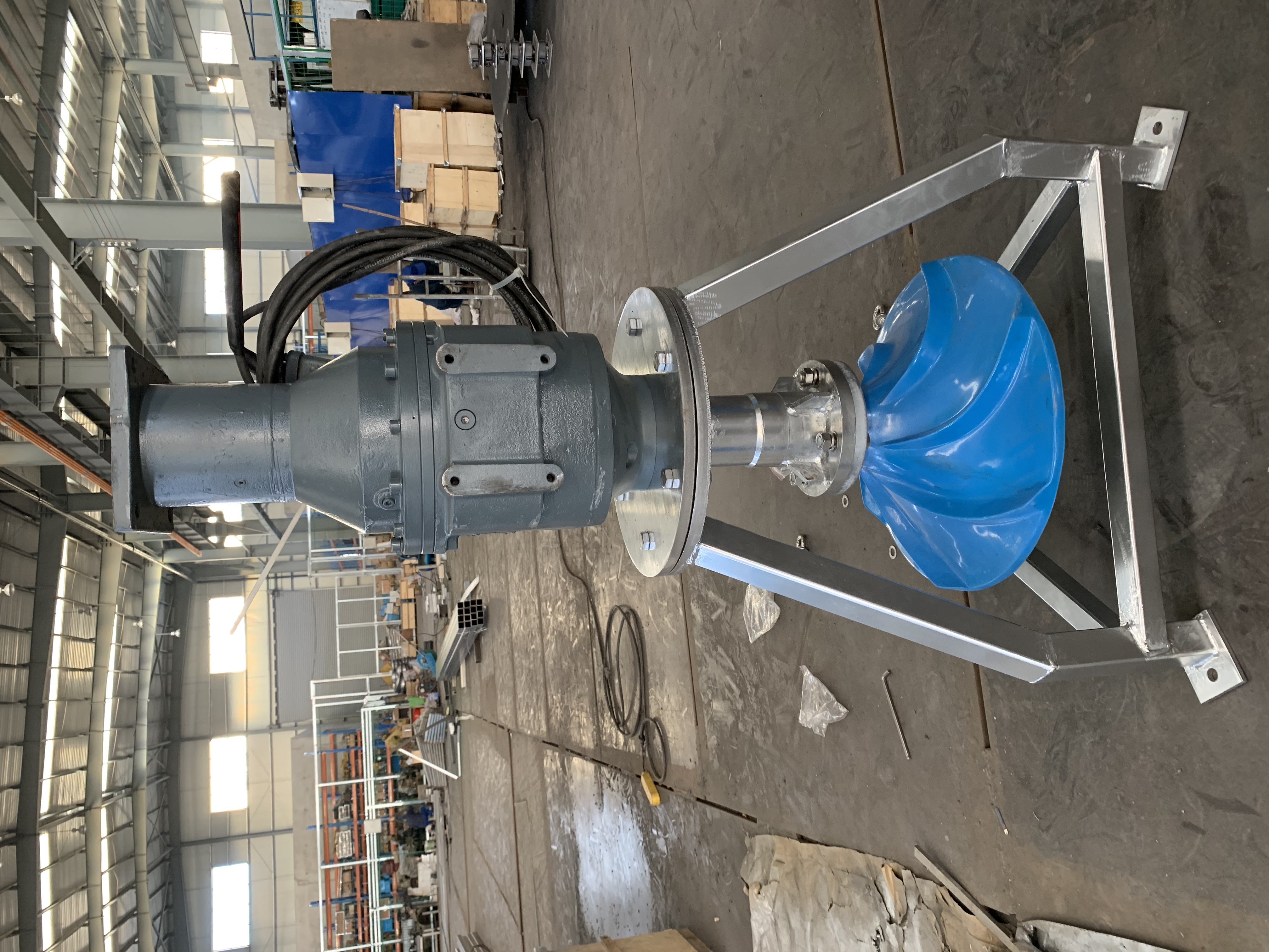 潛水雙曲面攪拌機(jī)與其它攪拌設(shè)備相比，優(yōu)勢(shì)在哪里？ | 南京藍(lán)寶石環(huán)保